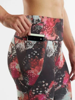 Mad Dash Reversible 7/8 Running Tights - Glacier Meadows -Swimwear Store 231000 04