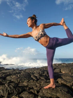 Handful Sports Bra -Swimwear Store 321023 05