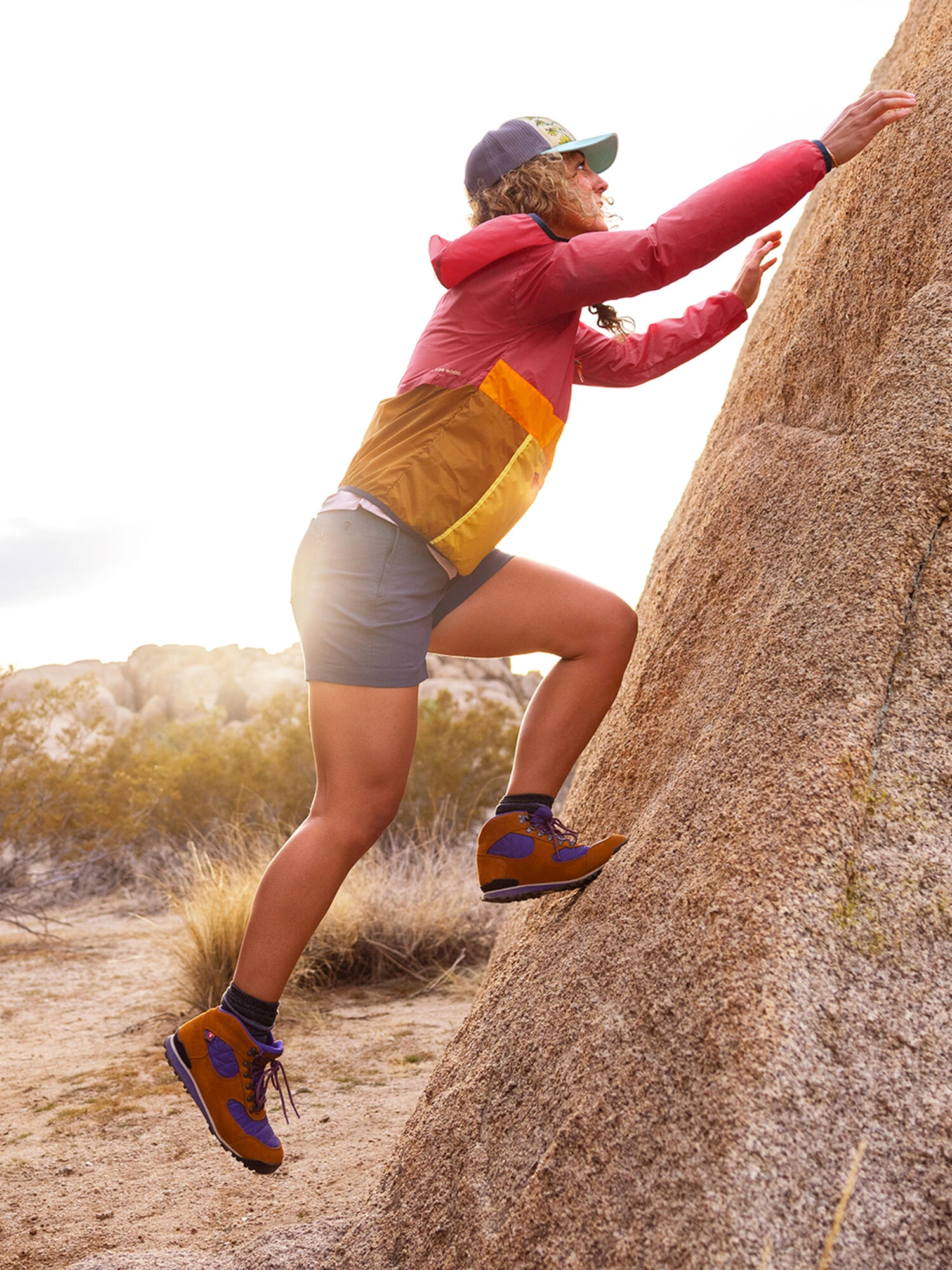 Cotopaxi La Exploradora 1/2 Zip Windbreaker 3 Cotopaxi La Exploradora 1/2 Zip Windbreaker